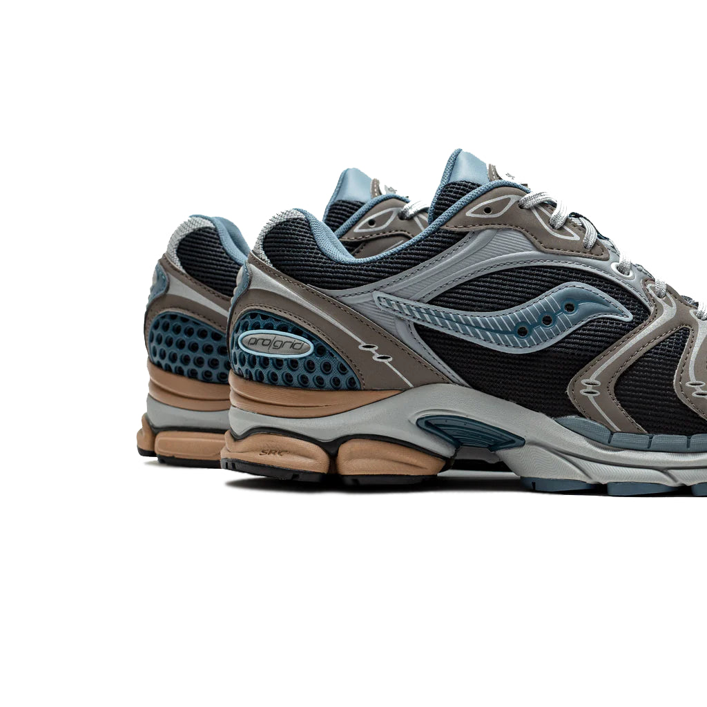 Saucony Progrid Triumph 4 'Winter Tech'