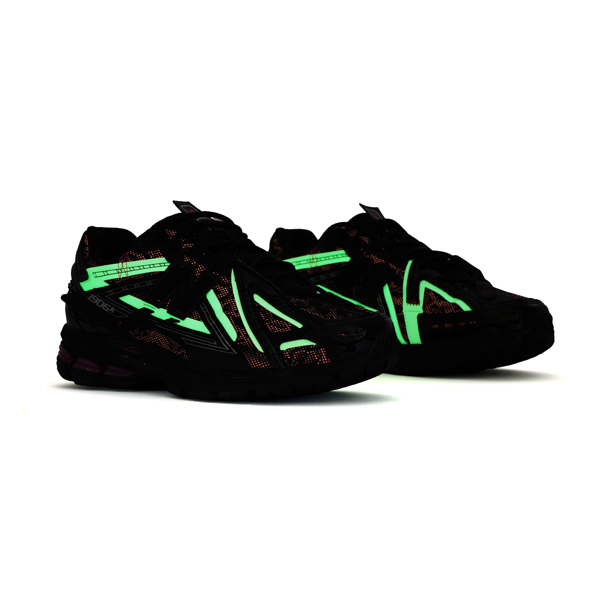 New Balance 1906A Glow In The Dark 'Black / Dragon Berry